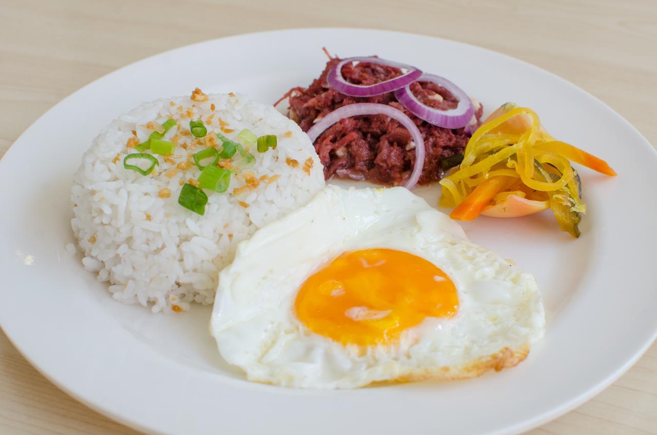 Madison Hotel Phl Iloilo City Eksteriør billede