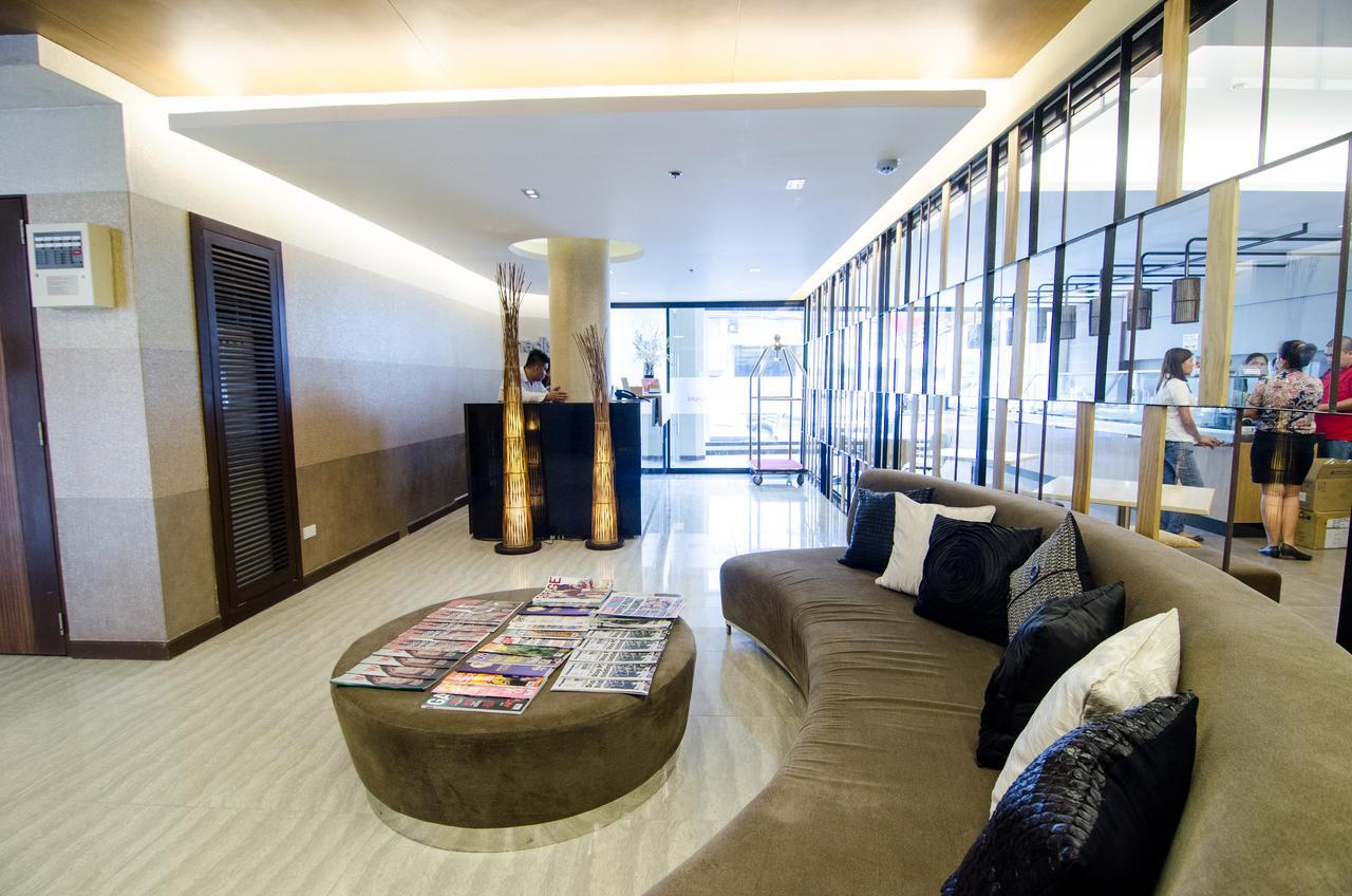 Madison Hotel Phl Iloilo City Eksteriør billede